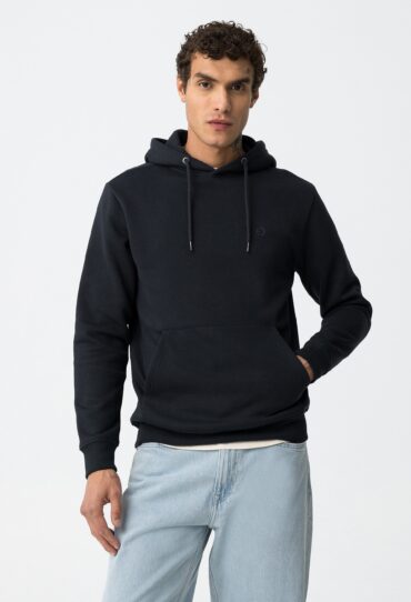 1758012647_943cfec3dc8480f42885e4ea1d7803cc