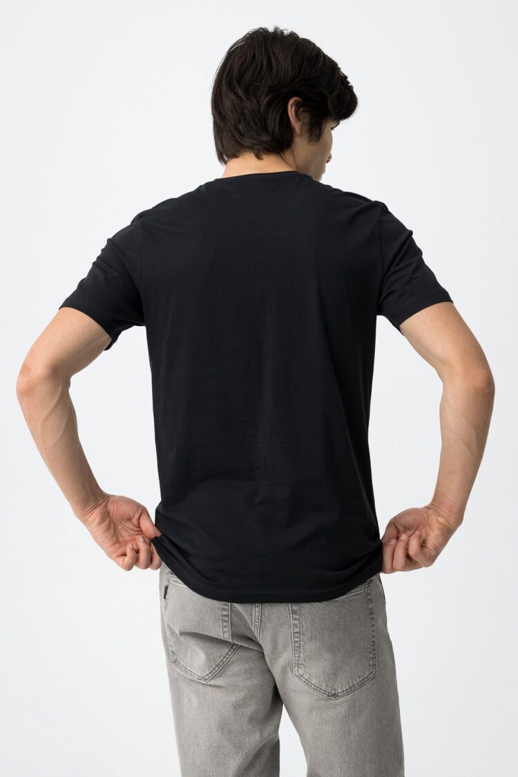 1770223451_c652537a3817bc19763e49e660898471