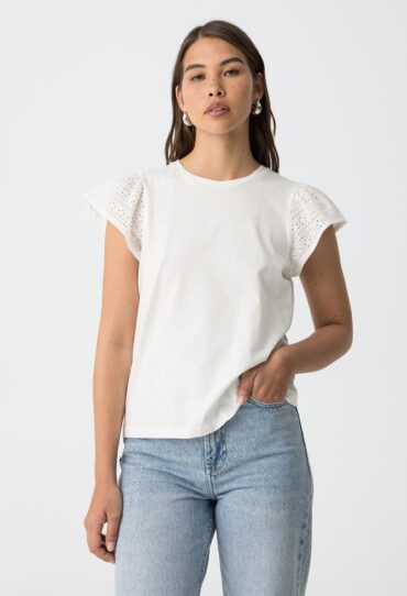 1739464832_d72544403e3f9417040862e9d074cd93 1739464832_d72544403e3f9417040862e9d074cd93