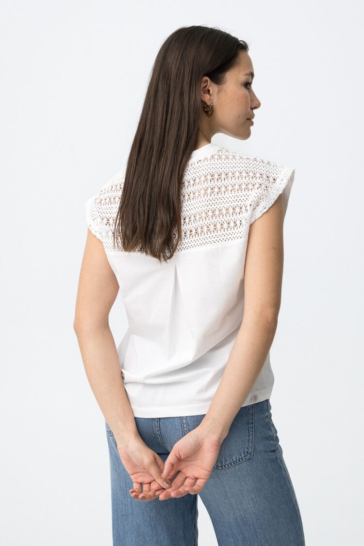 1774526131_7977379c3d6a7a6c33b36529c3c5062a